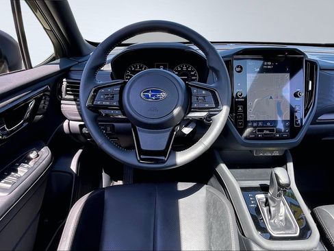 Certified 2025 Subaru Forester Touring AWD/4WD image 5