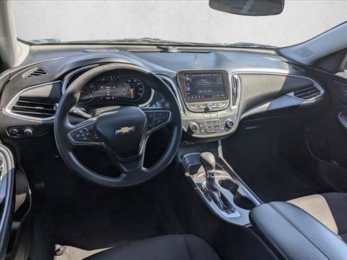 Used 2024 Chevrolet Malibu LT FWD image 15