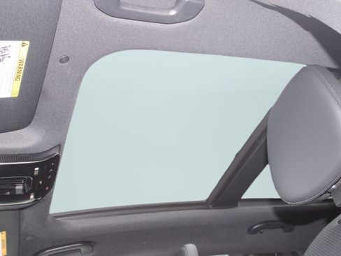 Used 2026 Mercedes-Benz GLC 300 4MATIC image 15