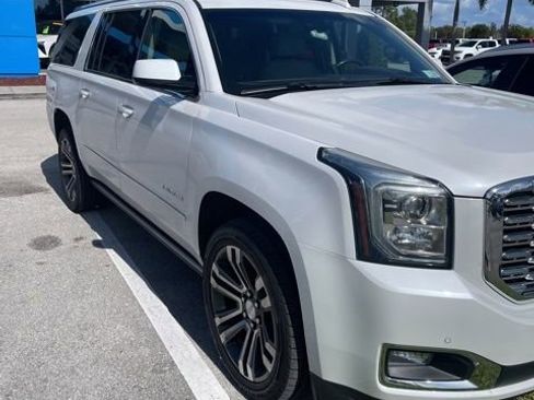 Used 2019 GMC Yukon XL Denali w/ Denali Ultimate Package image 1