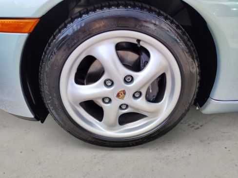 Used 1999 Porsche Boxster image 9