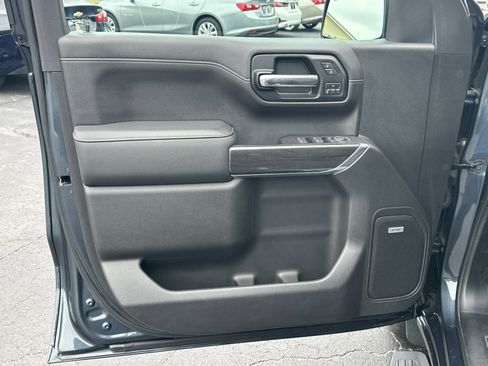 Used 2019 Chevrolet Silverado 1500 LTZ w/ LTZ Premium Package AWD/4WD image 10