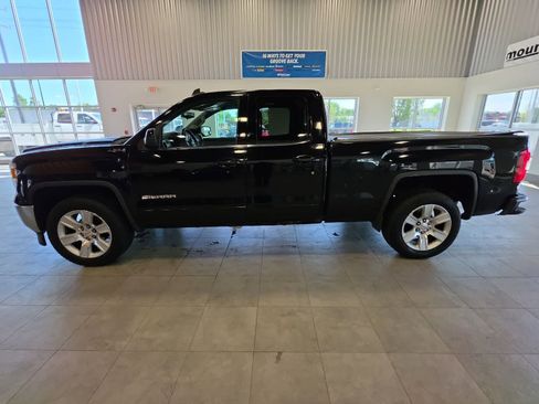 Used 2015 GMC Sierra 1500 SLE w/ Carbon-20 Edition AWD/4WD image 12