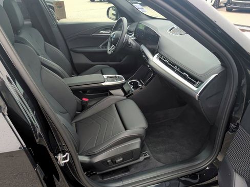 Used 2025 BMW X1 xDrive28i image 12