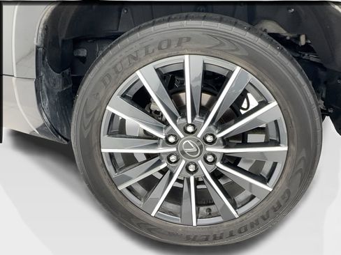 Used 2024 Lexus GX 550 w/ Cold Area Package AWD/4WD image 14