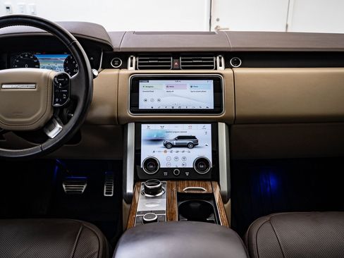 Used 2021 Land Rover Range Rover Westminster Edition image 32