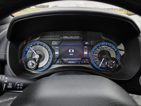 Used 2022 RAM 1500 Limited w/ Body Color Bumper Group image 10