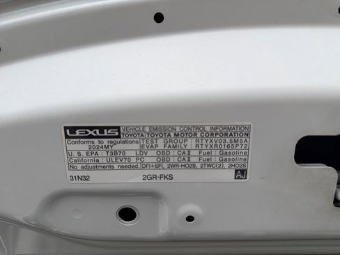 Used 2024 Lexus IS 300 AWD w/ Premium Package image 33