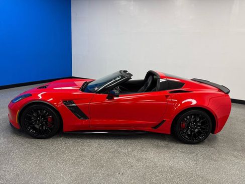 Used 2019 Chevrolet Corvette Z06 RWD image 5
