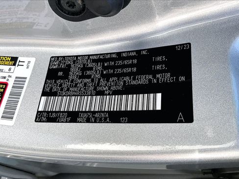 Certified 2024 Toyota Highlander LE image 31