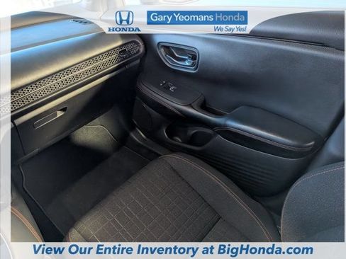 Used 2024 Honda HR-V Sport image 18
