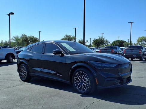 Certified 2025 Ford Mustang Mach-E Premium AWD/4WD image 8