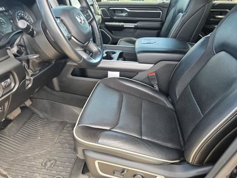 Used 2023 RAM 1500 Laramie AWD/4WD image 17