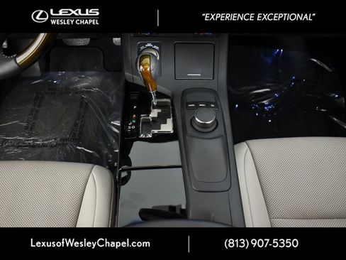 Used 2014 Lexus ES 350 w/ Premium Package image 28