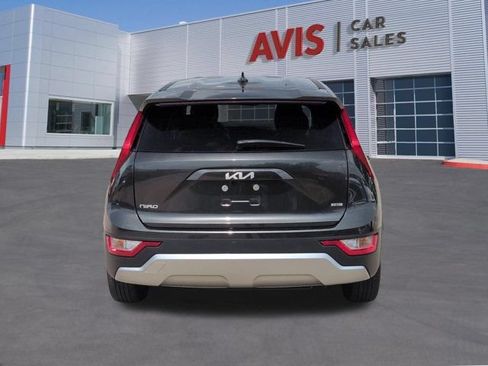 Used 2025 Kia Niro LX FWD image 7