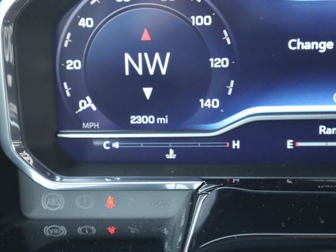 Used 2024 Chevrolet Silverado 2500 High Country w/ High Country Premium Package image 30