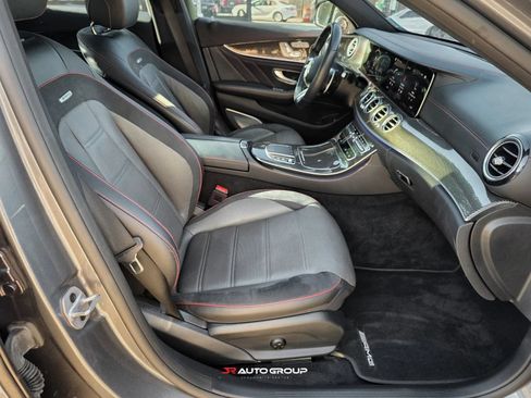 Used 2021 Mercedes-Benz E 53 AMG 4MATIC Sedan image 27