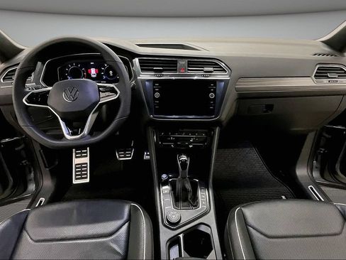 Used 2022 Volkswagen Tiguan SEL R-Line AWD/4WD image 7