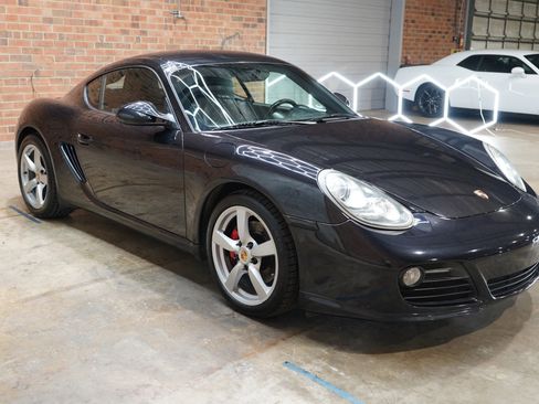 Used 2009 Porsche Cayman S image 4