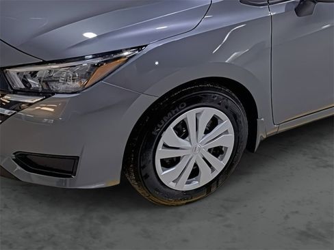 Used 2025 Nissan Versa S w/ Trunk Package image 7