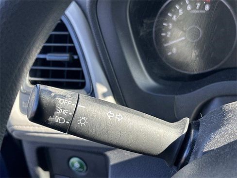 Used 2016 Honda HR-V LX image 28