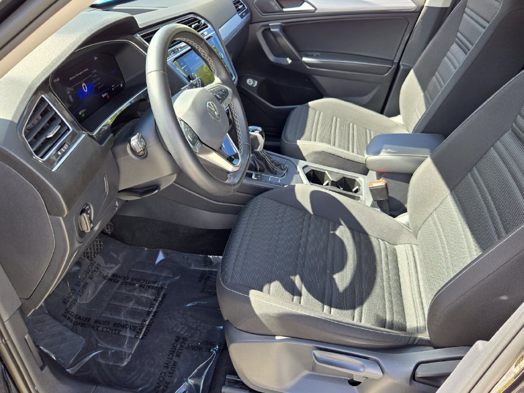 Certified 2024 Volkswagen Tiguan S FWD image 10