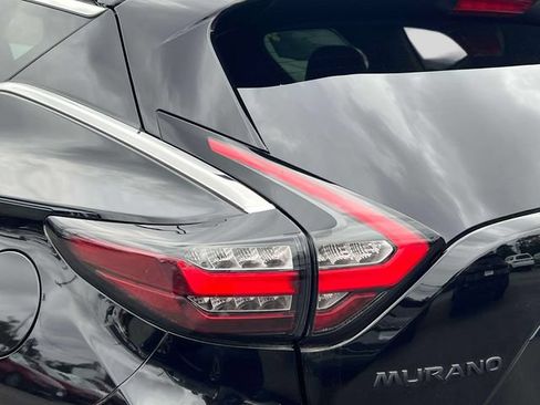Used 2024 Nissan Murano SV w/ SV Midnight Edition Package AWD/4WD image 10