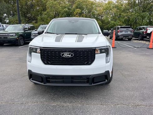 New 2025 Ford Maverick Lariat w/ Black Appearance Package image 8