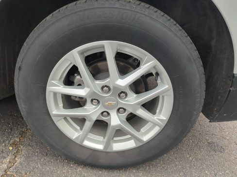 Used 2023 Chevrolet Equinox LT image 15