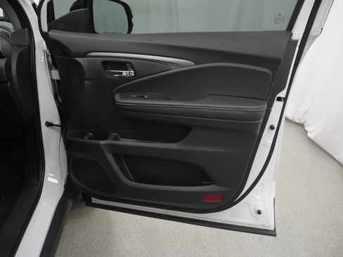 Used 2025 Honda Ridgeline RTL image 46