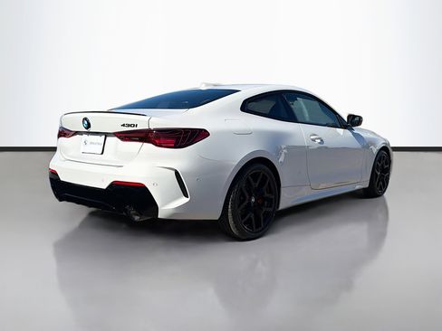 New 2026 BMW 430i Coupe w/ M Sport Package image 3