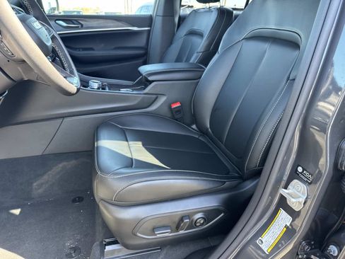 New 2026 Jeep Grand Cherokee Limited w/ Limited Altitude Package RWD image 11