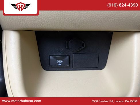 Used 2015 Toyota Highlander XLE image 49