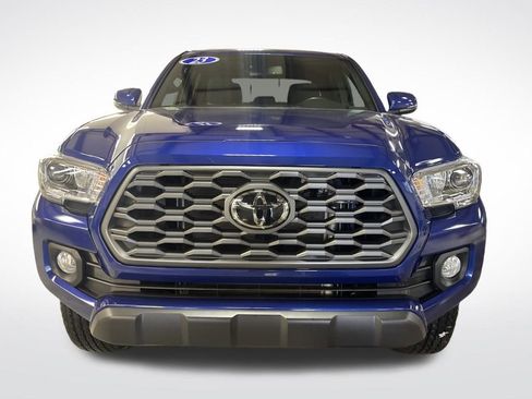 Certified 2023 Toyota Tacoma TRD Off-Road image 8