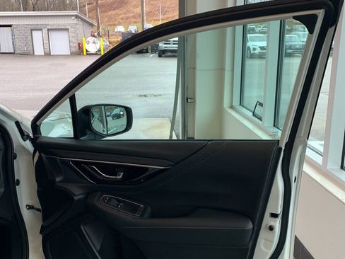 Certified 2025 Subaru Outback Limited image 19