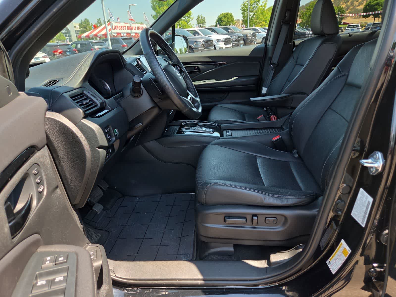 Used 2023 Honda Passport Elite image 19