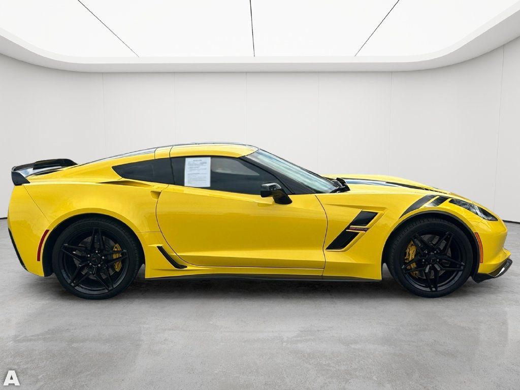 Used 2017 Chevrolet Corvette Grand Sport RWD image 6