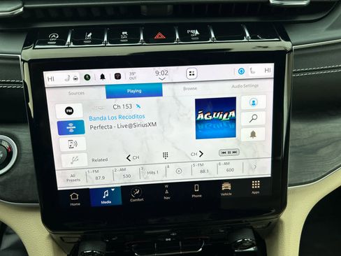 Used 2023 Jeep Grand Cherokee L Limited image 17