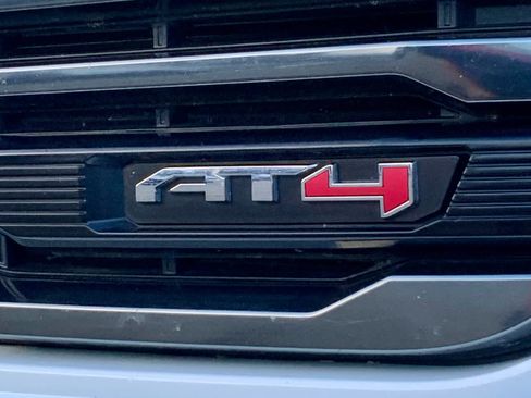 Used 2024 GMC Sierra 1500 AT4 w/ Technology Package image 23