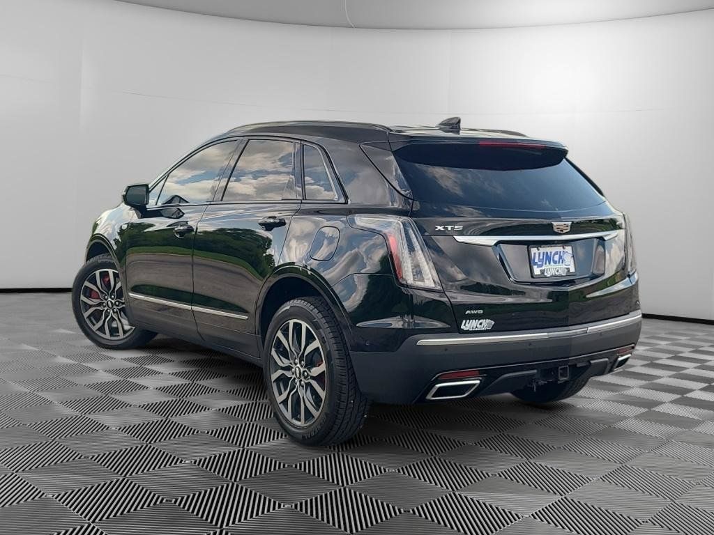 Used 2023 Cadillac XT5 Sportv w/ Technology Package AWD/4WD image 2