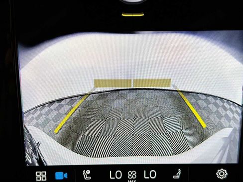 Used 2025 Volvo S60 B5 Core image 14