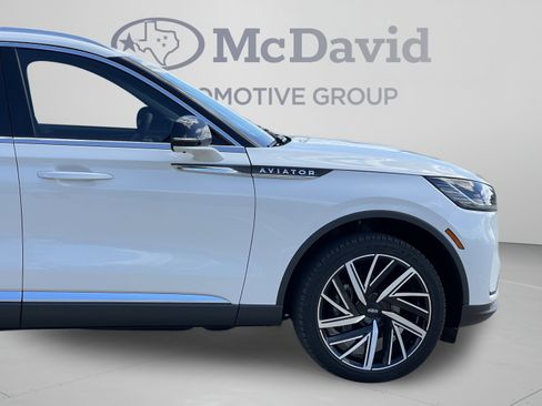 New 2025 Lincoln Aviator Reserve w/ Equipment Group 201A AWD/4WD image 33