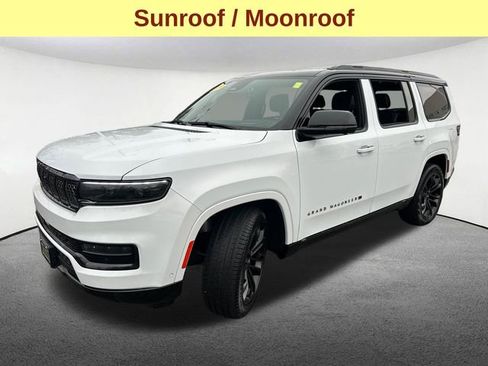 Used 2024 Jeep Grand Wagoneer Series III w/ Rear Seat Video Group 1 AWD/4WD image 5