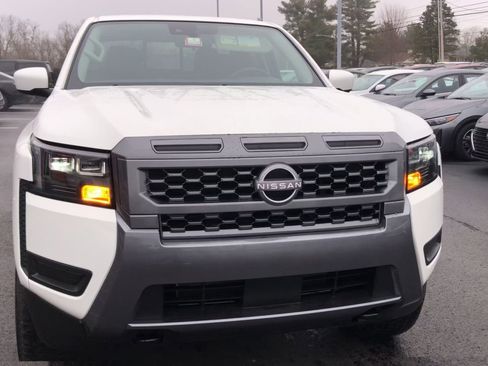 New 2026 Nissan Frontier SV w/ SV Convenience Package image 3