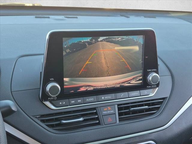 Used 2020 Nissan Altima 2.5 S FWD image 17