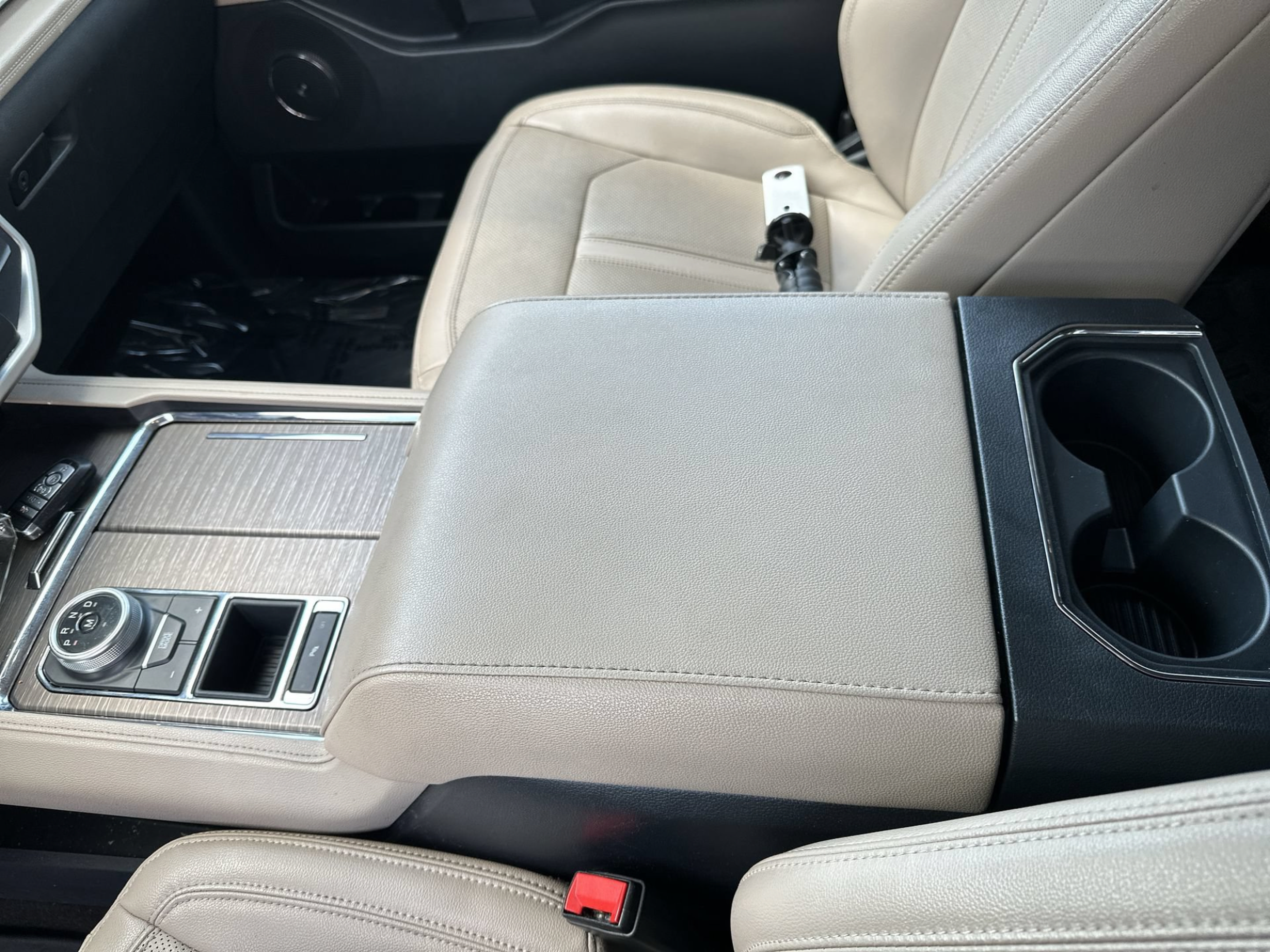 Used 2023 Ford Expedition Limited RWD image 19