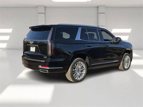 New 2026 Cadillac Escalade Luxury image 5