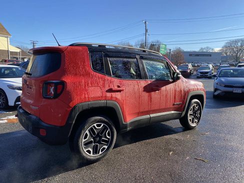 Used 2015 Jeep Renegade Trailhawk image 6
