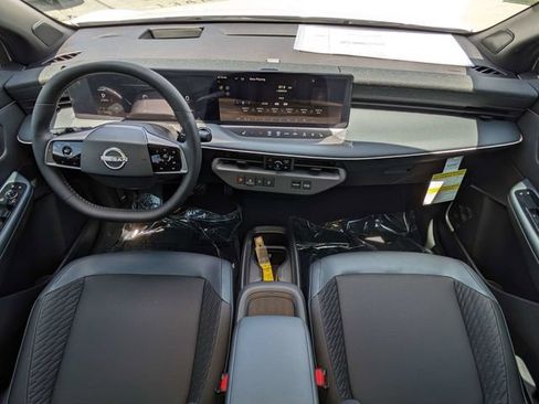 New 2026 Nissan Leaf Platinum+ FWD image 17
