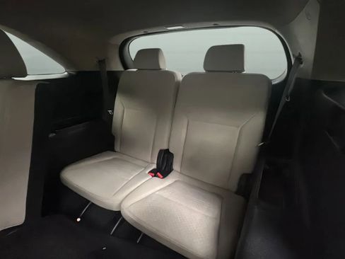 Used 2020 Kia Sorento LX w/ LX I4 Convenience Package FWD image 24